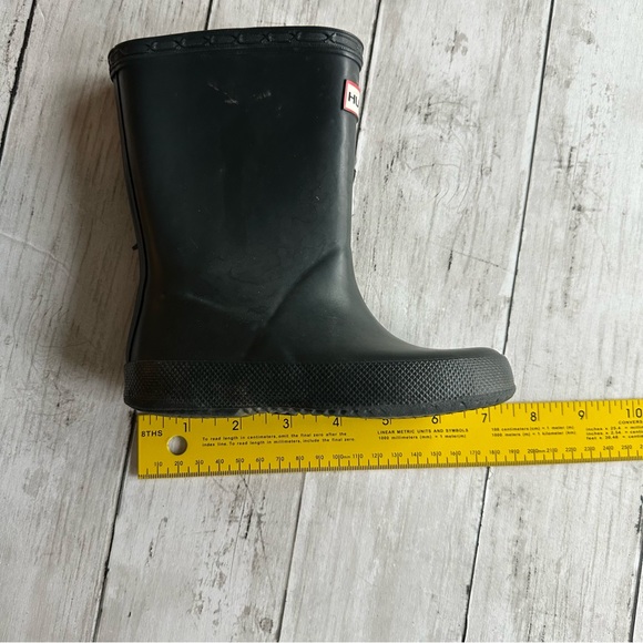 PREOWNED KIDS GIRLS BLACK HUNTER RAIN BOOTS SIZE 8 - Picture 8 of 12
